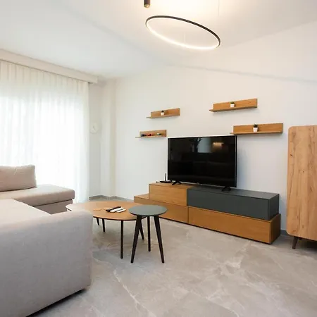 Elegance Apartment 2 Bedroom Suites Thessaloniki Exterior photo